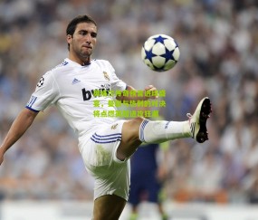 英格兰传奇预言进球盛宴，曼联与热刺的对决将点燃英超进攻狂潮